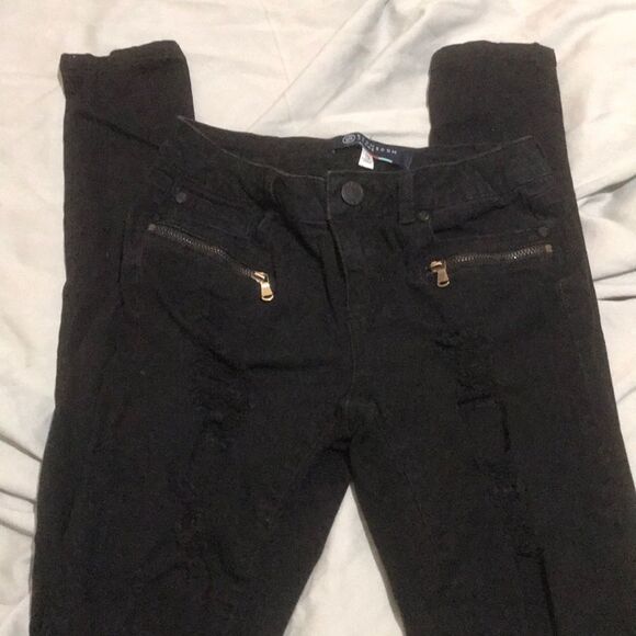 Distressed black skinny jeans - Picture 1 of 4